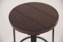 Challiman Dining Room Set