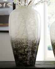 Mirielle Vase