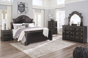 Banalski Bedroom Set