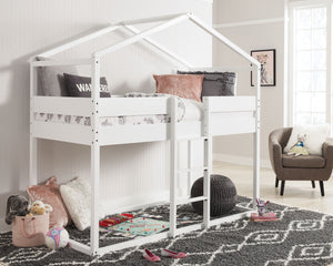 Flannibrook House Loft Bed