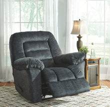 Hengen Recliner