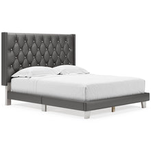 Vintasso Upholstered Bed