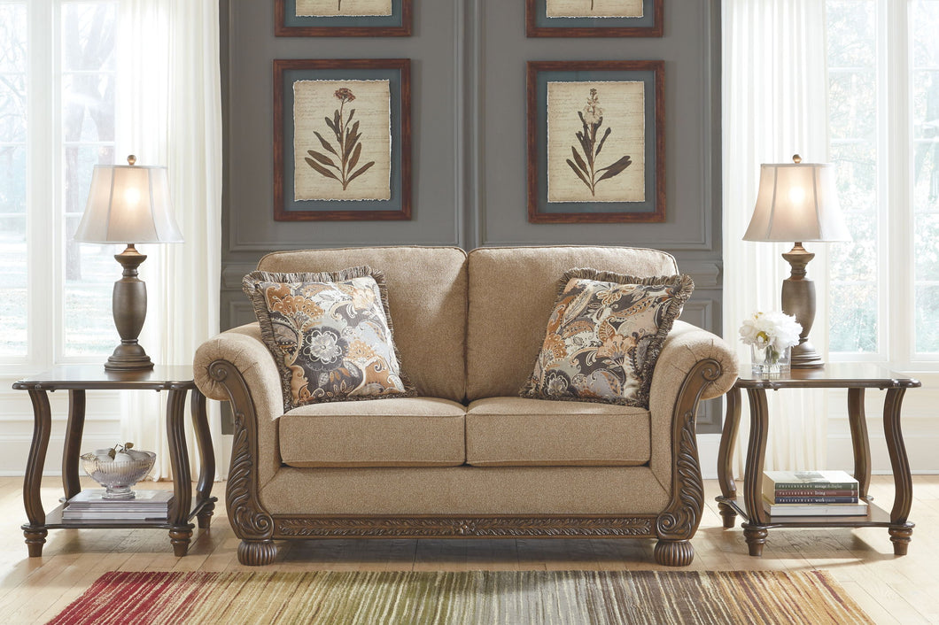 Westerwood Loveseat