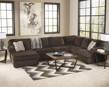 Jessa Place Sectional with Chaise