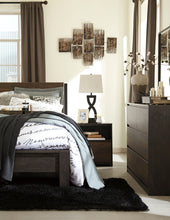 Windlore Bedroom Set