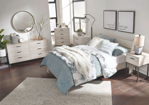 Socalle Panel Platform Bed