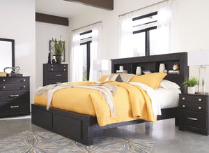 Reylow Bedroom Set