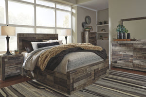 Derekson Bedroom Set