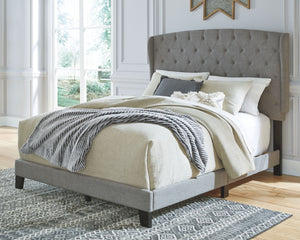 Vintasso Upholstered Bed