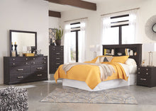 Reylow Chest of Drawers