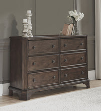 Adinton Dresser