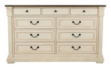 Bolanburg Dresser