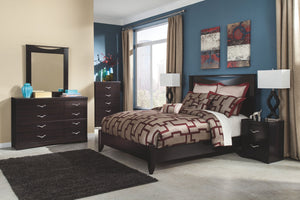 Zanbury Bedroom Set