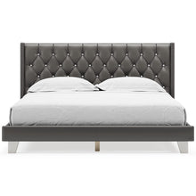 Vintasso Upholstered Bed