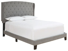 Vintasso Upholstered Bed