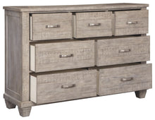 Naydell Dresser