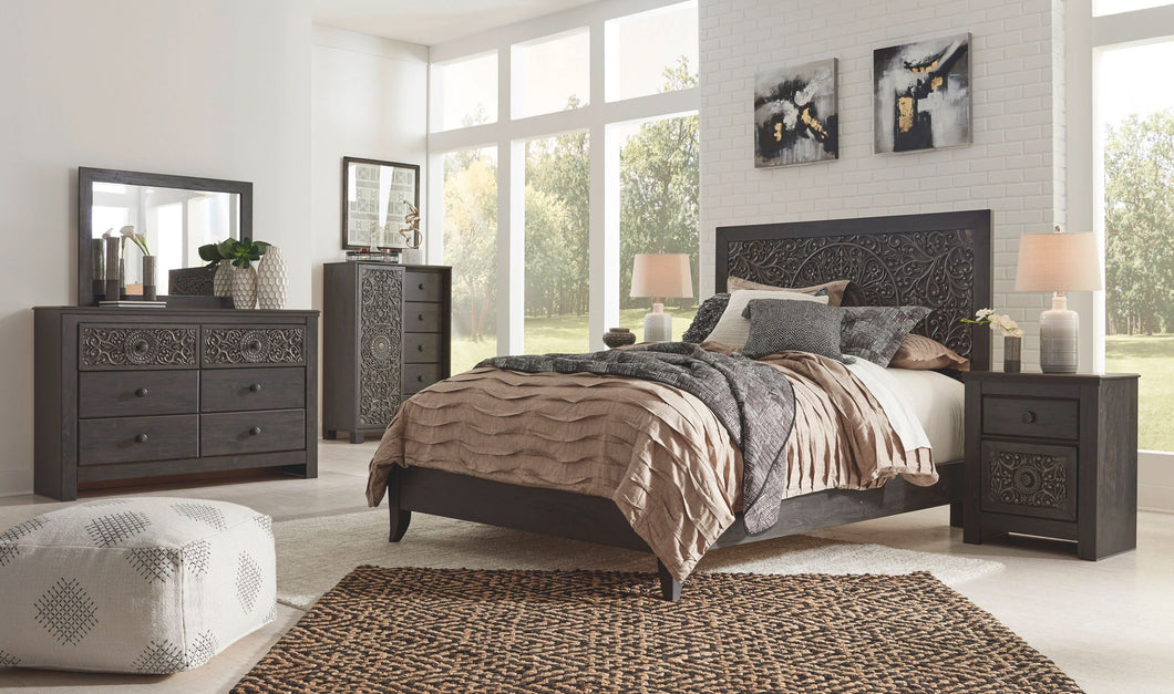 Paxberry Bedroom Set