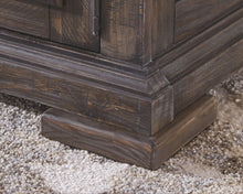 Wyndahl Coffee Table With Storage