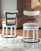 Valebeck Dining Room Set