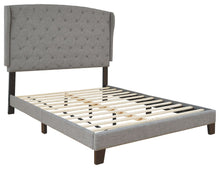 Vintasso Upholstered Bed