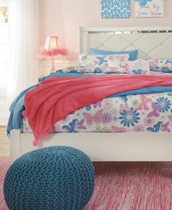 Dreamur Panel Bed