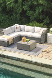 Cherry Point 4-piece Outdoor Sectional Set