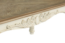 Realyn Table (Set of 3)