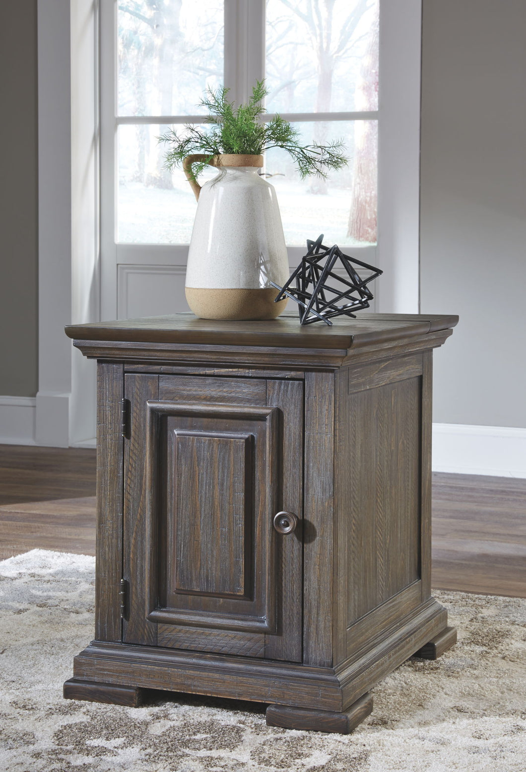 Wyndahl Chairside End Table