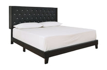 Vintasso Upholstered Bed