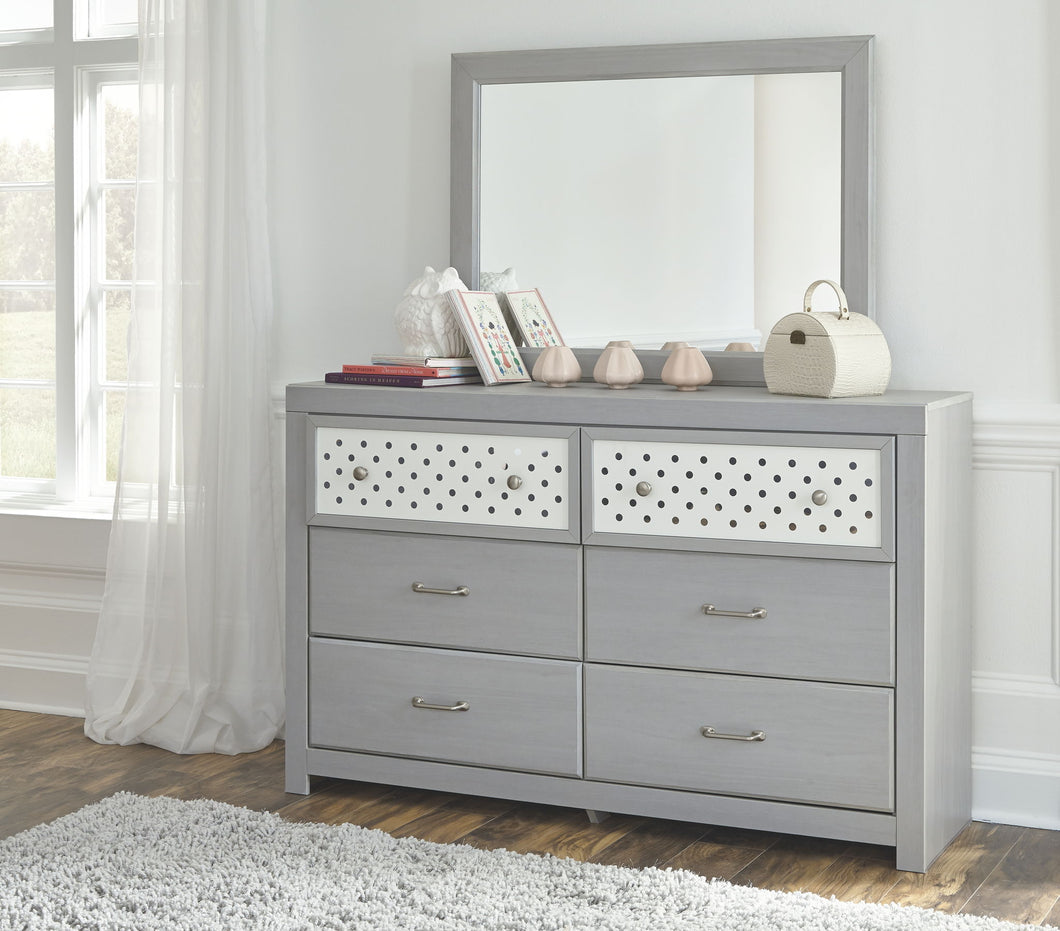 Arcella Dresser