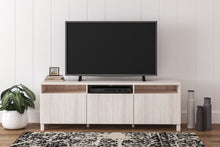 Dorrinson 70" TV Stand