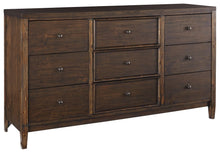 Kisper Dresser