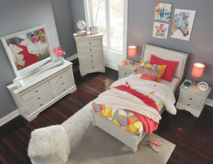 Jorstad Bedroom Set