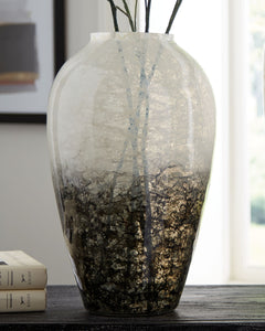 Mirielle Vase