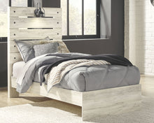 Cambeck Panel Bed