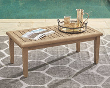 Gerianne Coffee Table