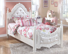 Exquisite Poster Bed