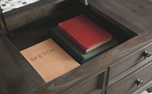 Wyndahl Coffee Table with Lift Top