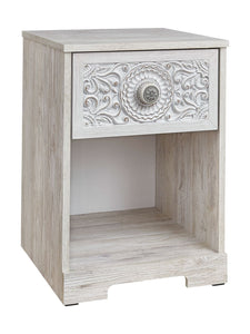 Paxberry Nightstand