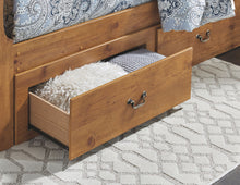 Bittersweet Storage Sleigh Bed