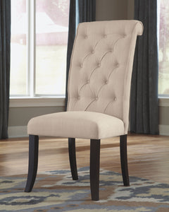 Flynnter Dining Room Set