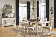 Realyn Dining Room Set