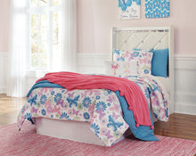 Dreamur Bedroom Set