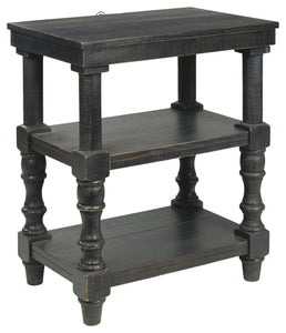 Dannerville Accent Table