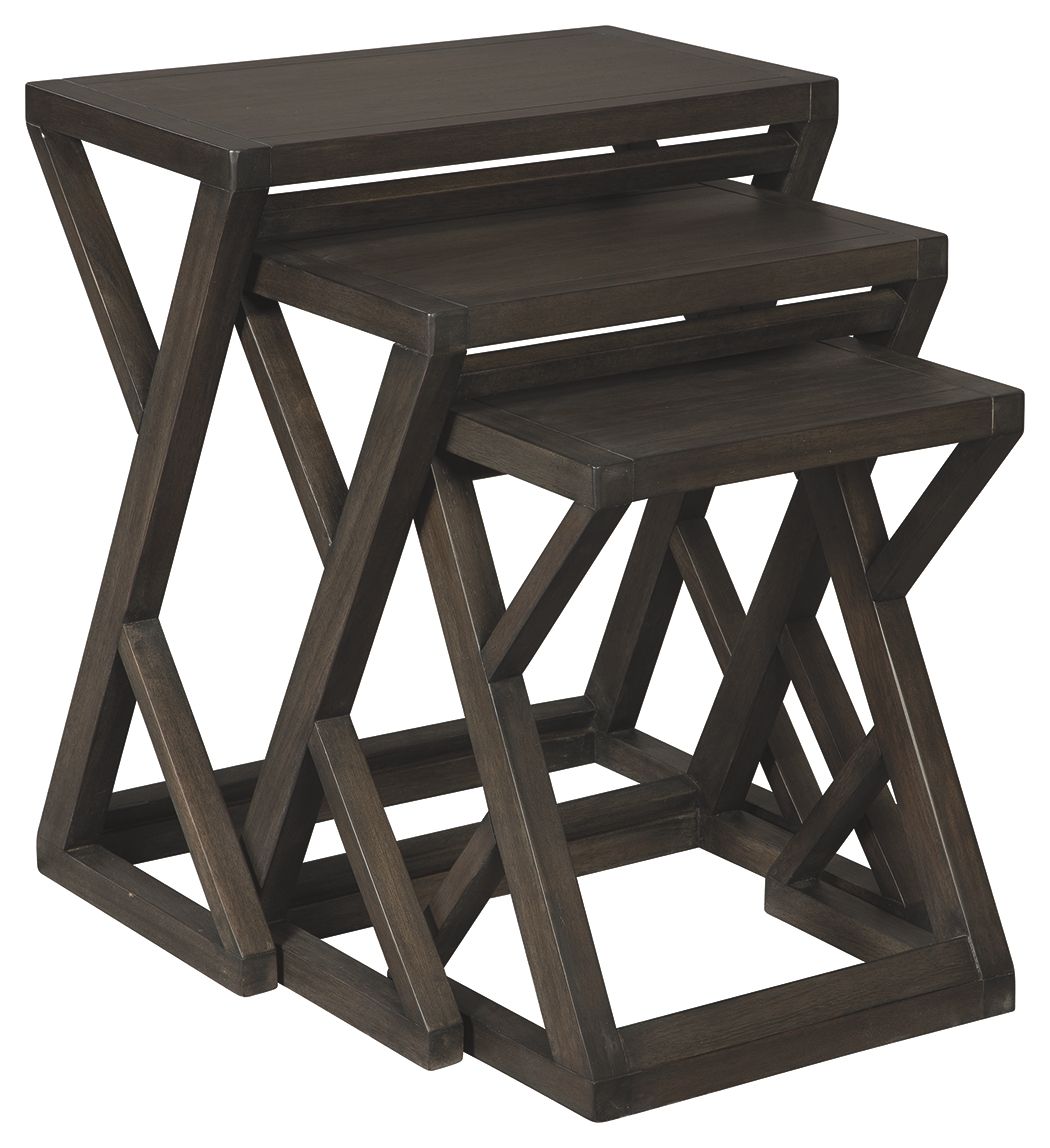 Cairnburg Accent Table (Set of 3)