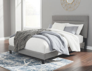 Adelloni Upholstered Bed