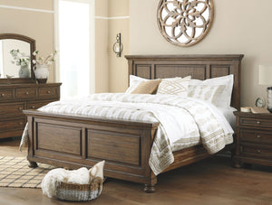 Flynnter Bedroom Set