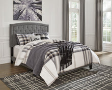 Adelloni Upholstered Bed