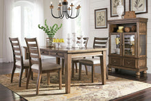 Flynnter Dining Room Set