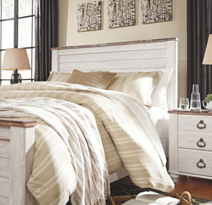 Willowton Panel Bed